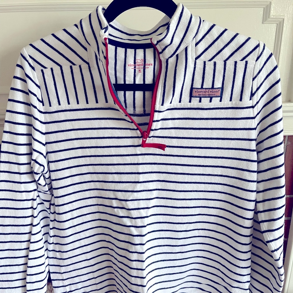 Vineyard Vines Red White & Blue youth size 16